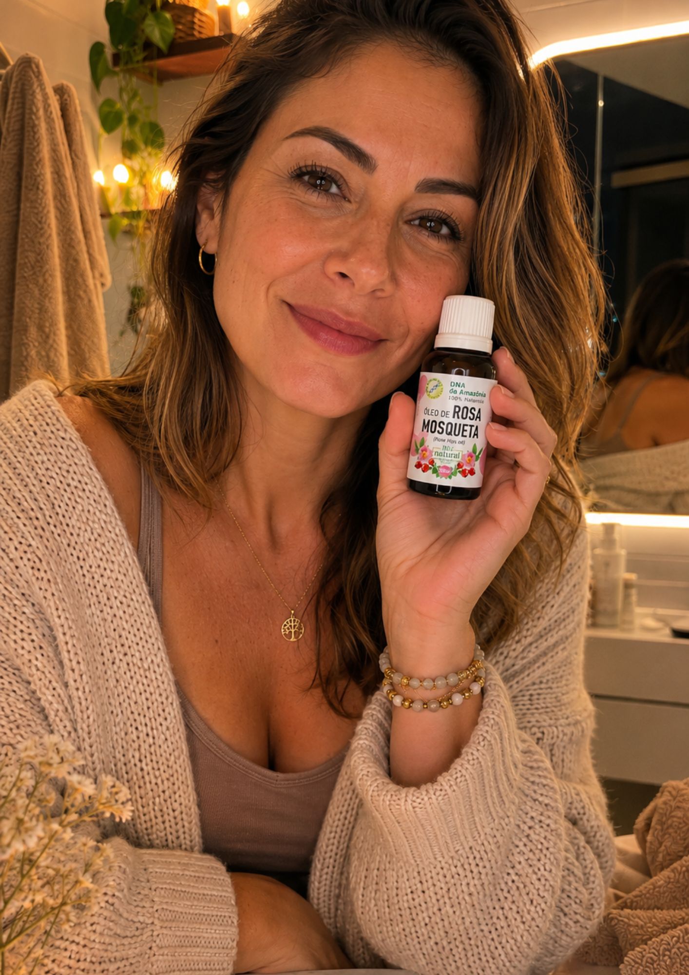 Patricia recomendando o produto para a câmera.